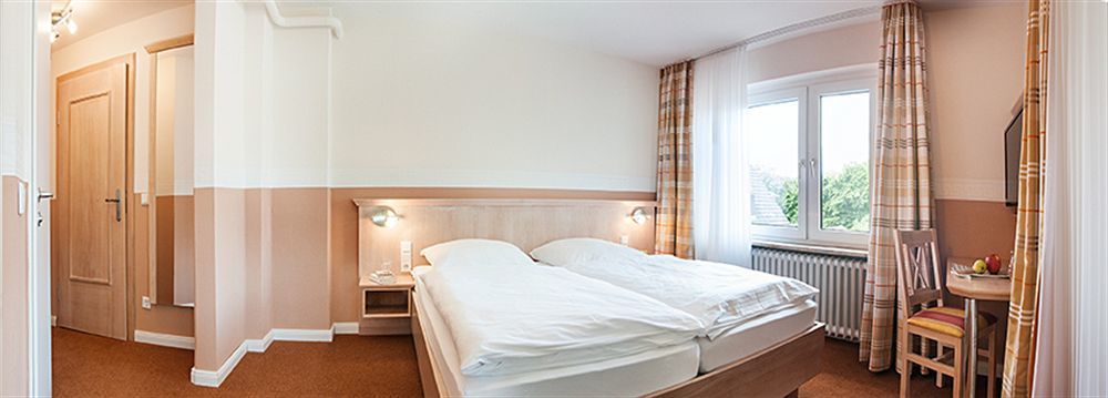 Hotel Bellevue Lauenburg Exteriör bild
