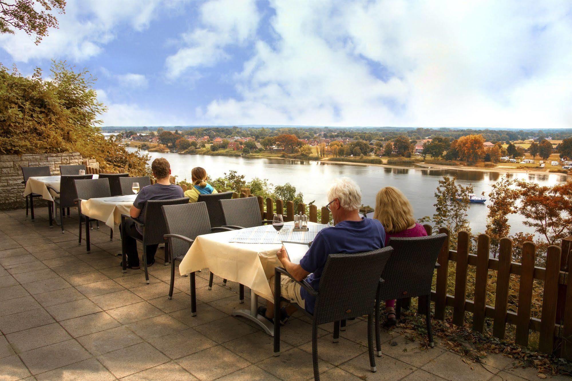 Hotel Bellevue Lauenburg Exteriör bild